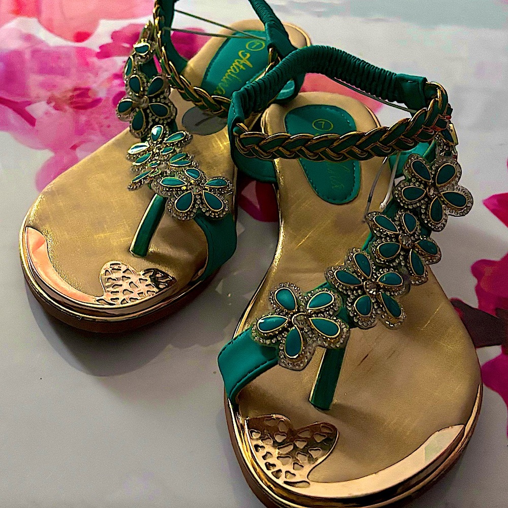 Elegant sandals